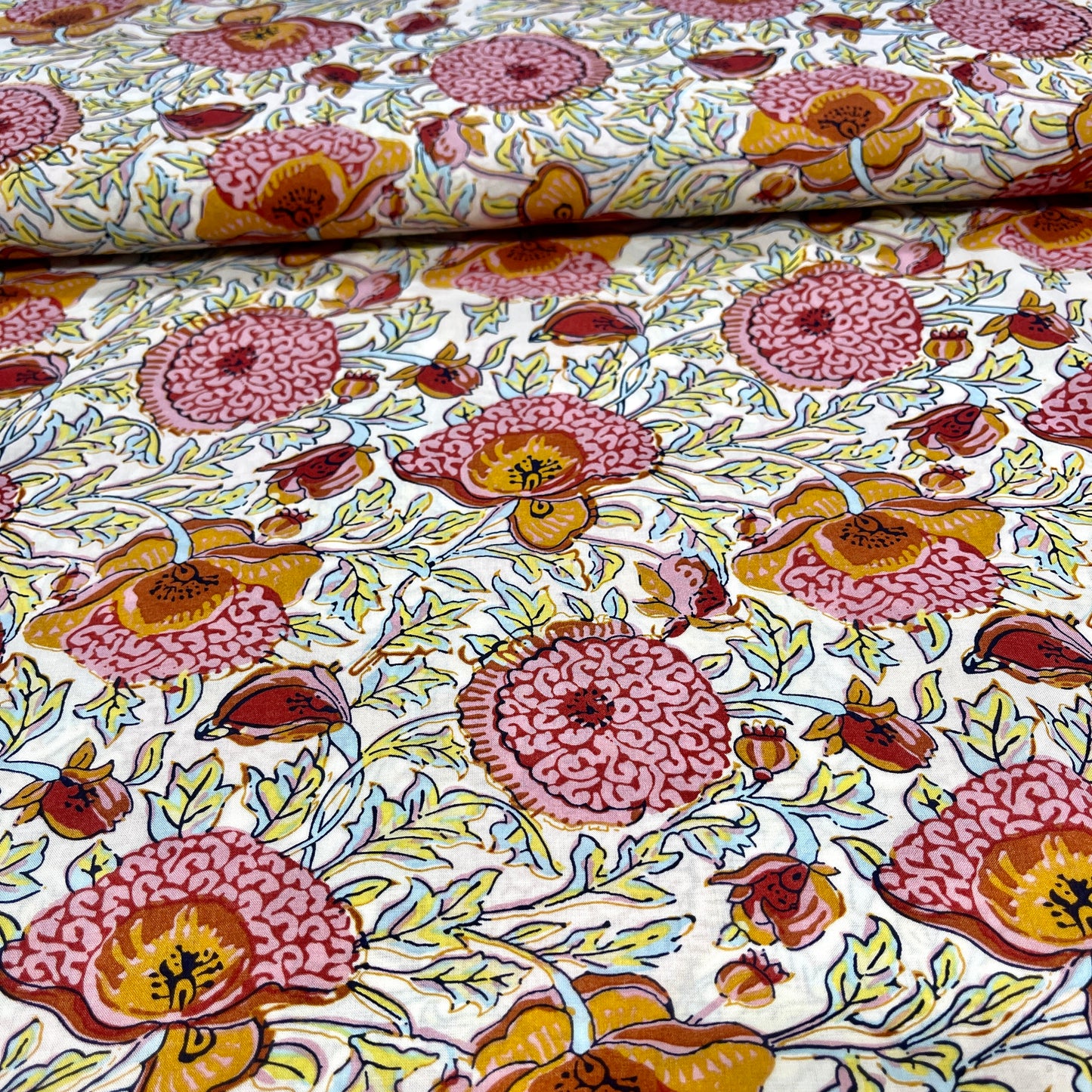 Tencel Lawn - Flora White