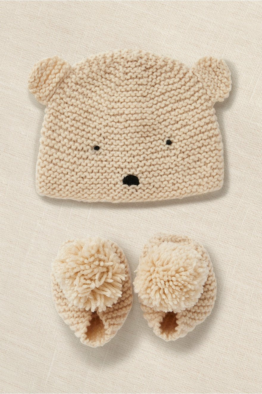 DMC Gift of Stitch - Teddy Hat and Booties Knitting Kit
