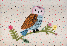 Load image into Gallery viewer, Medium Sewing Box - Applique Owl