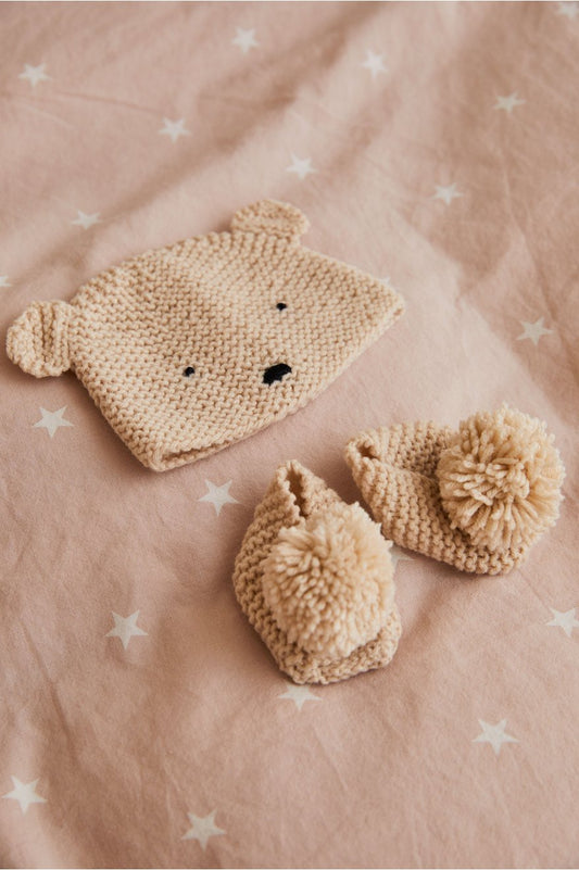 DMC Gift of Stitch - Teddy Hat and Booties Knitting Kit